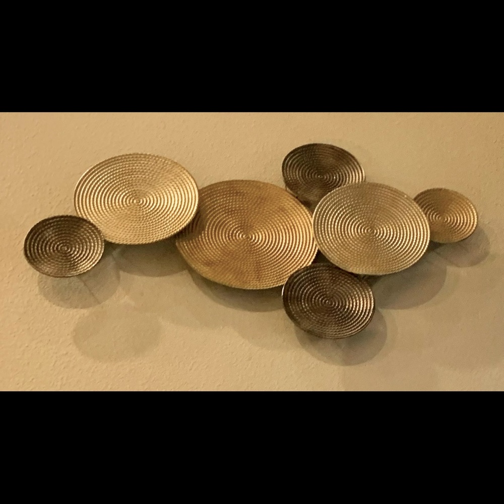 Metal wall decor